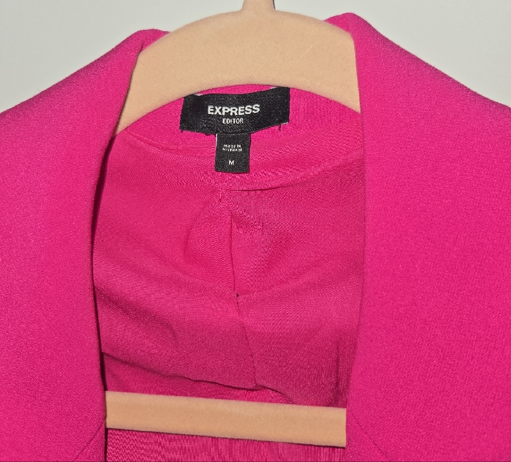 Express Vibrant Pink Women's Blazer - Picture 4 of 4